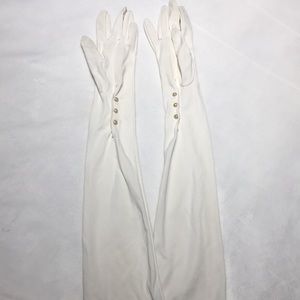White vintage gloves